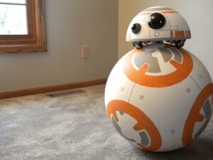 BB-8 Uses Omniwheels and BeagleBone® for Self-Balancing Head