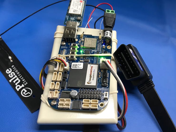 ChupaCarBrah using OBDII connector